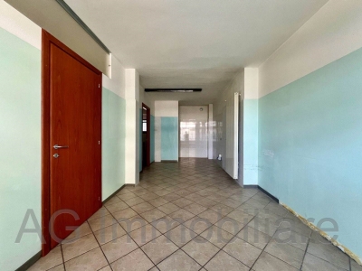 negozio in vendita a Verbania in zona Pallanza