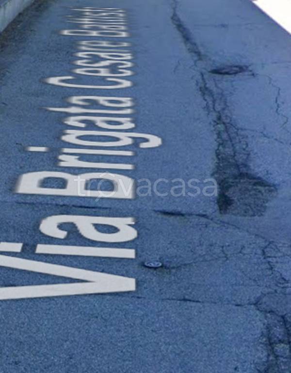 ufficio in vendita a Verbania in zona Intra