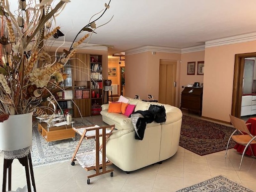 casa indipendente in vendita a Verbania