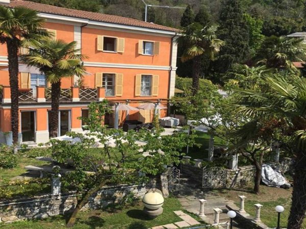 casa indipendente in vendita a Verbania in zona Fondotoce