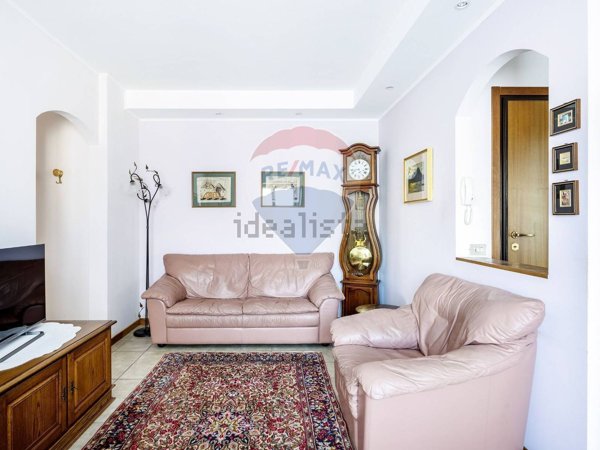 appartamento in vendita a Verbania in zona Intra