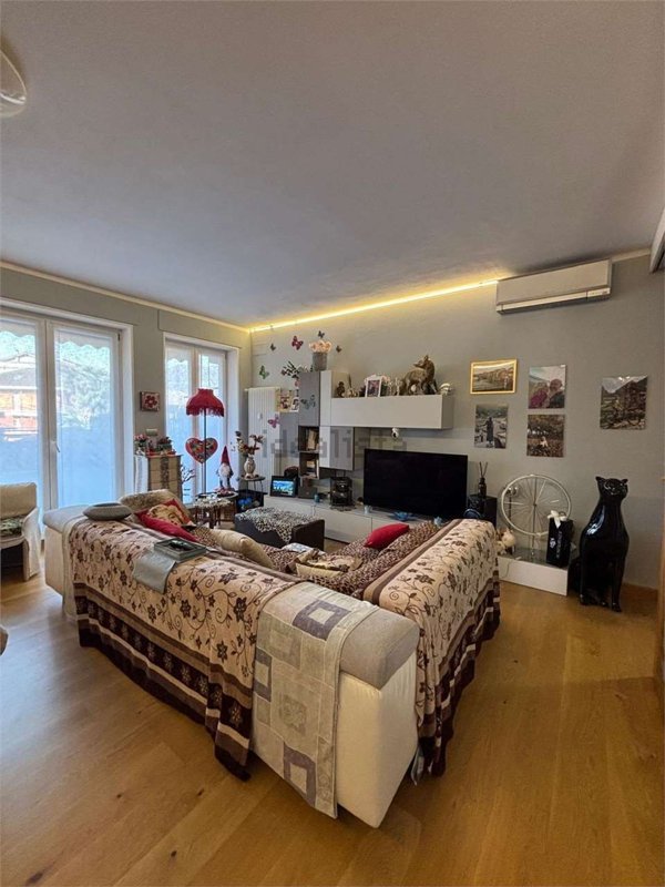 appartamento in vendita a Verbania in zona Intra