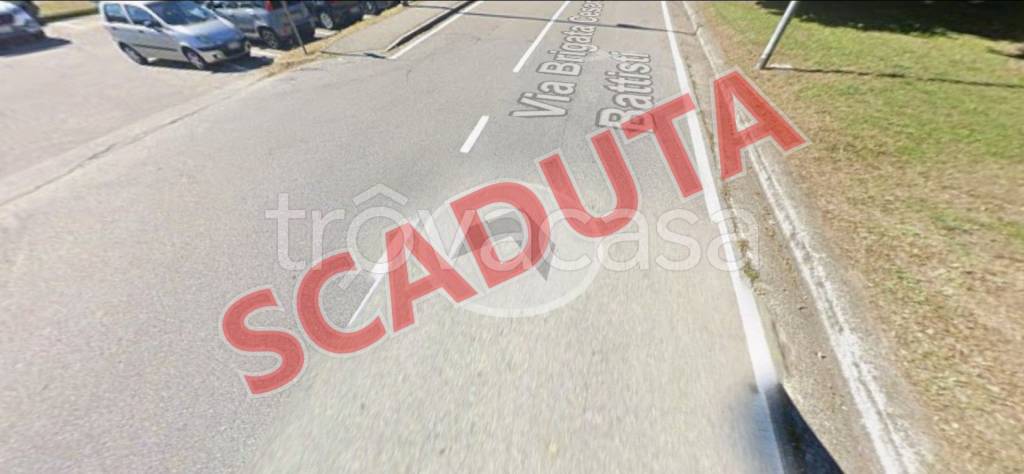 locale commerciale in vendita a Verbania