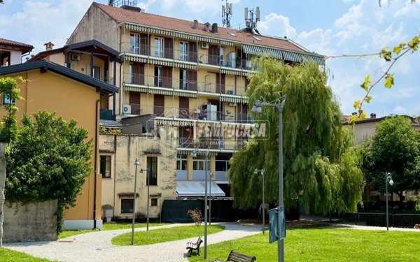 appartamento in vendita a Verbania in zona Intra