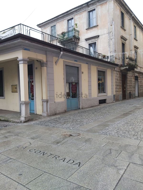 negozio in vendita a Verbania in zona Intra