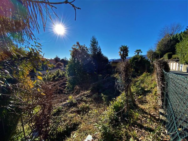 terreno edificabile in vendita a Verbania in zona Zoverallo