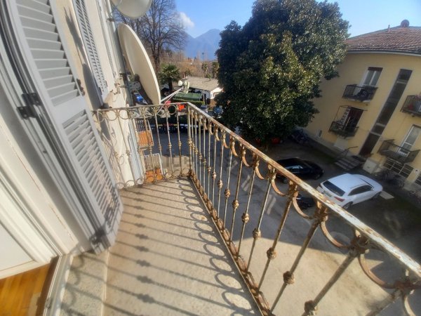 appartamento in vendita a Verbania in zona Intra