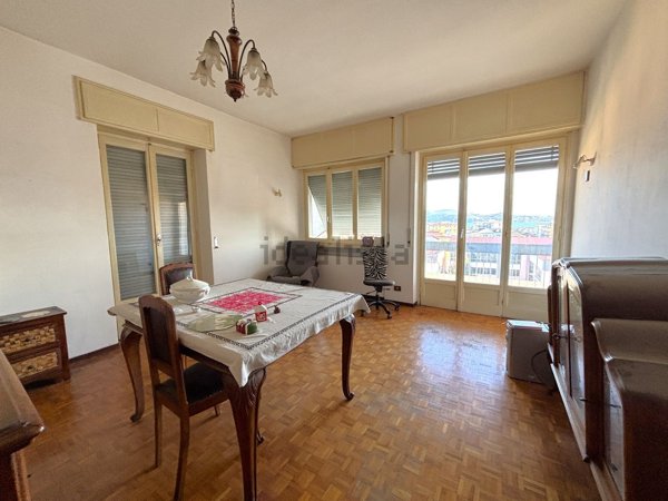 appartamento in vendita a Verbania in zona Centro Città