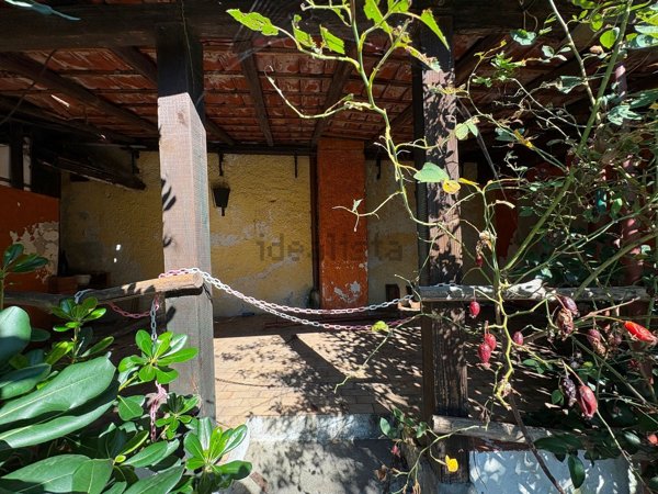 appartamento in vendita a Verbania in zona Intra