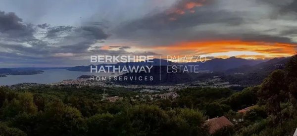 casa indipendente in vendita a Verbania