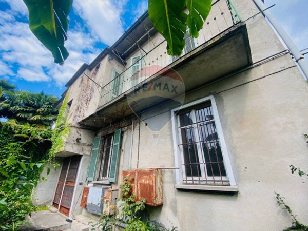 casa indipendente in vendita a Verbania in zona Zoverallo