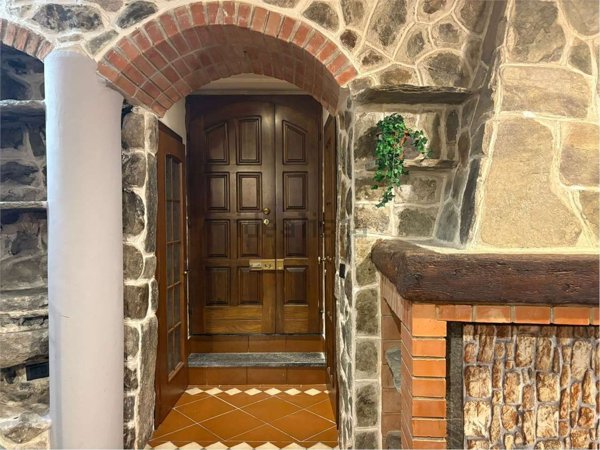 appartamento in vendita a Verbania in zona Pallanza