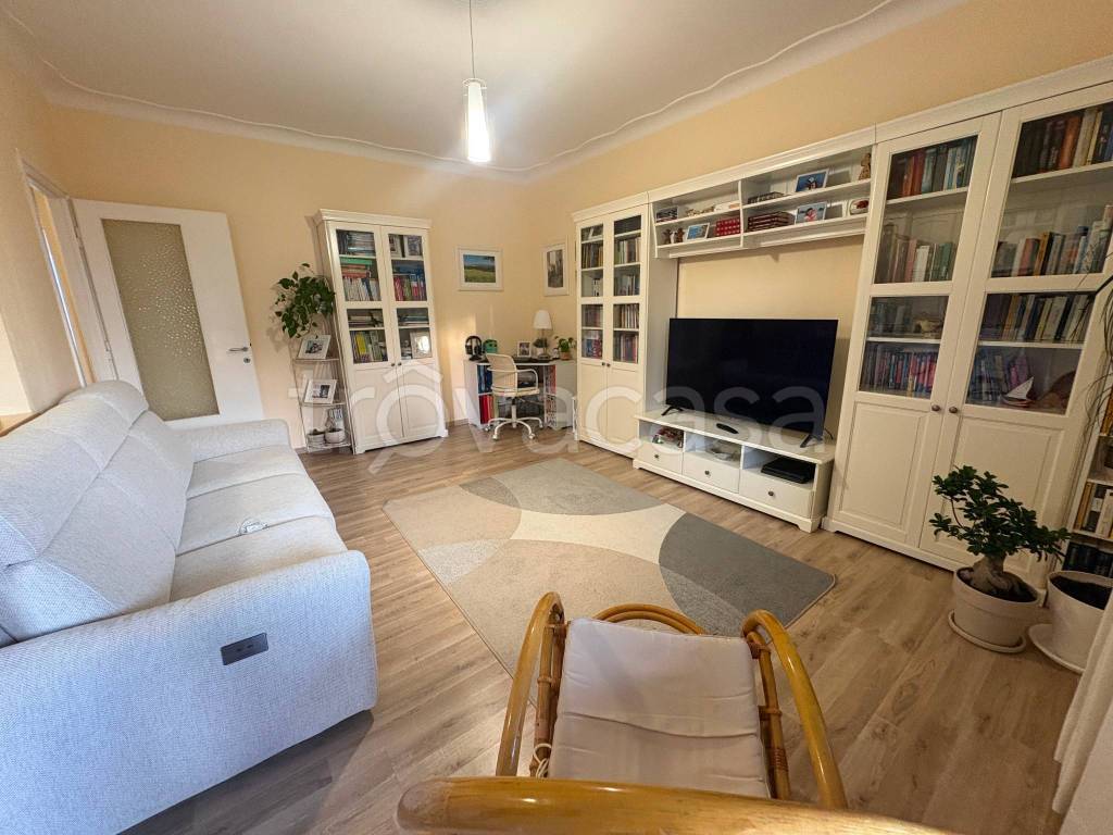 appartamento in vendita a Verbania in zona Intra