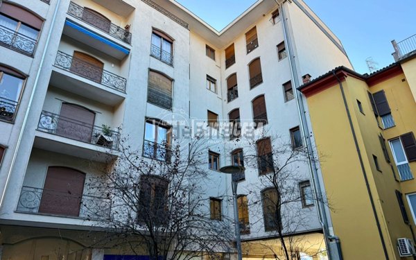 appartamento in vendita a Verbania in zona Intra