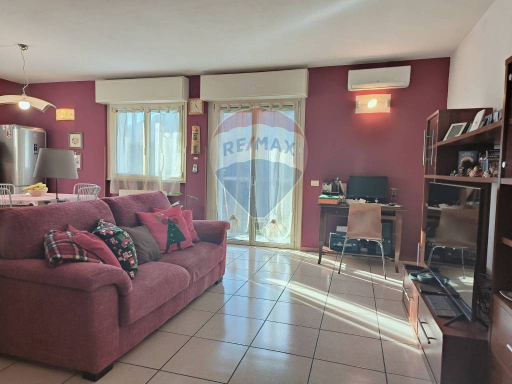 appartamento in vendita a Verbania in zona Trobaso