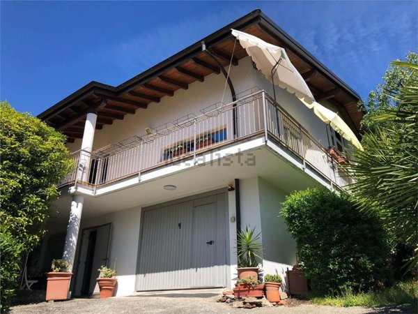 casa indipendente in vendita a Verbania
