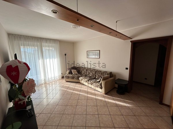 appartamento in vendita a Verbania in zona Sant'Anna