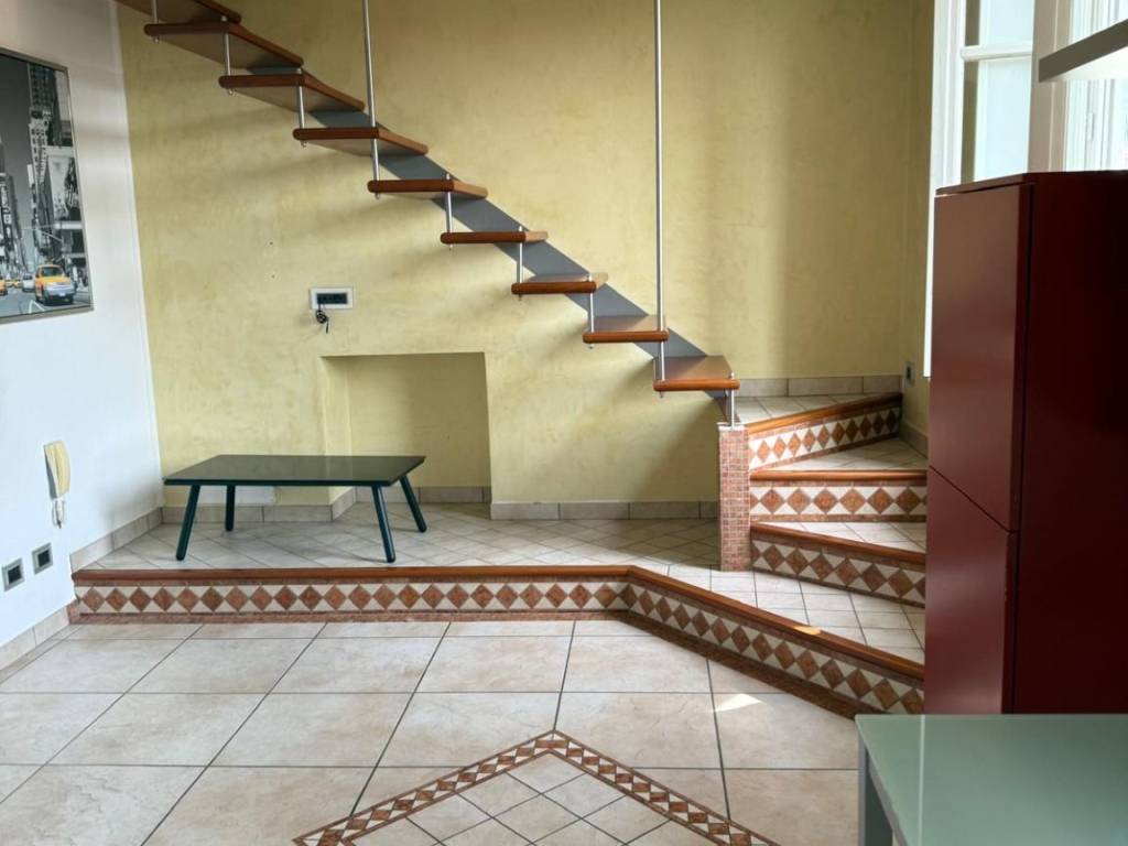 appartamento in vendita a Verbania in zona Intra