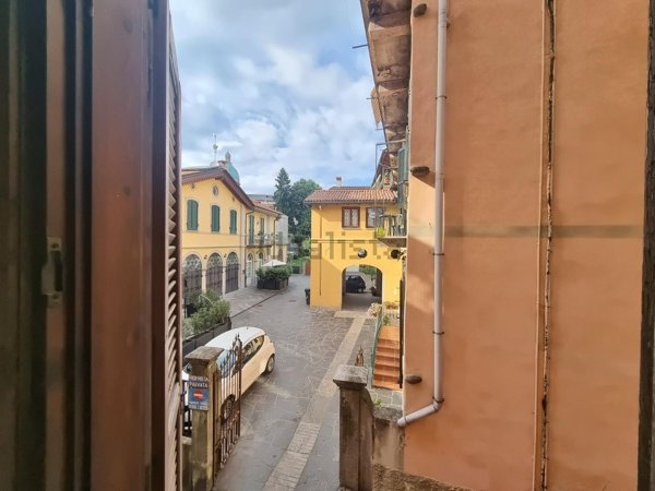 appartamento in vendita a Verbania in zona Intra