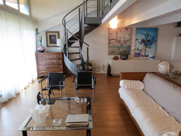 appartamento in vendita a Verbania in zona Pallanza