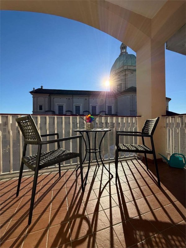 appartamento in vendita a Verbania in zona Intra