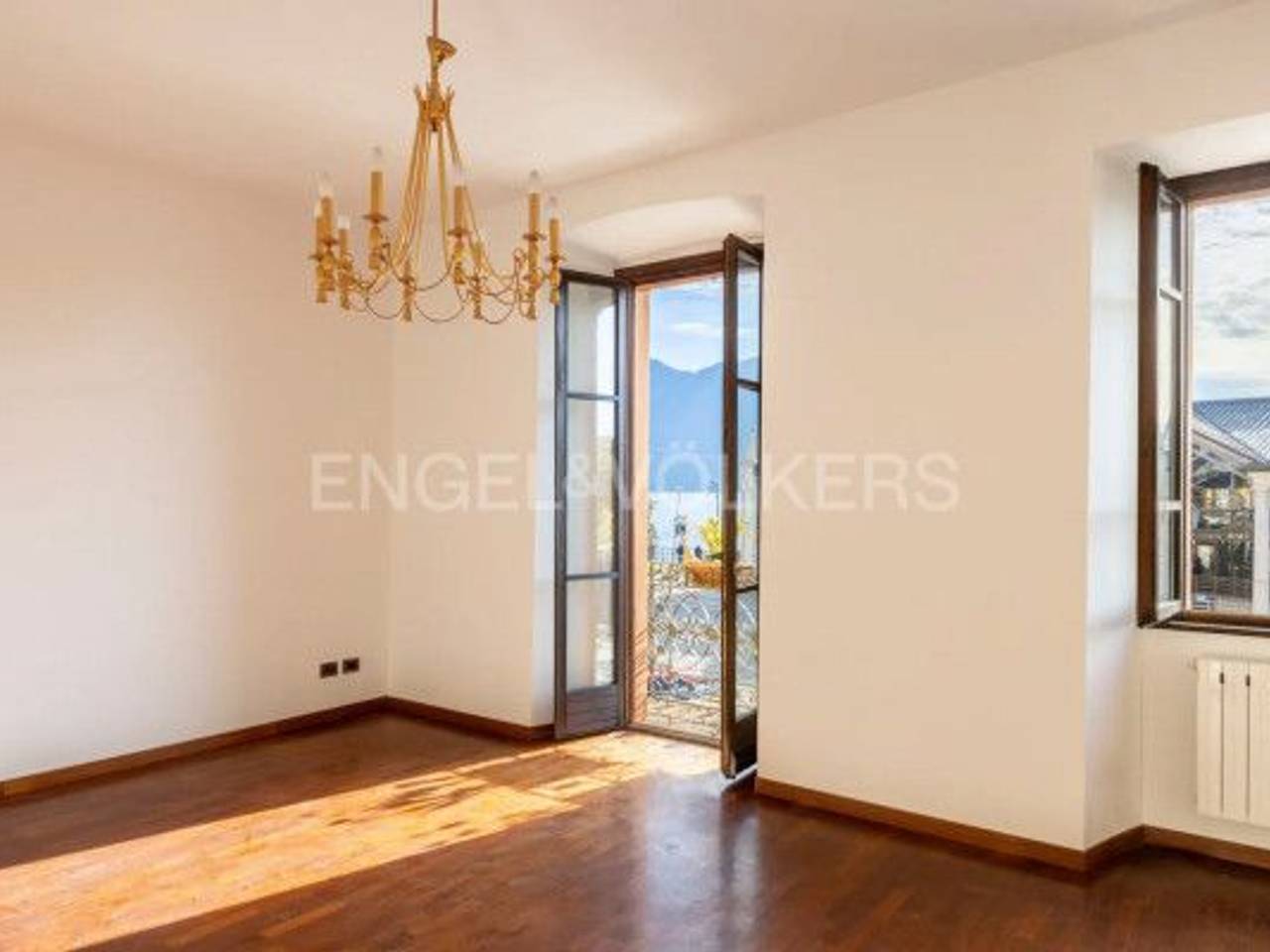 appartamento in vendita a Verbania in zona Intra