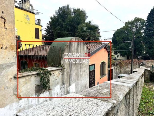 appartamento in vendita a Verbania in zona Intra
