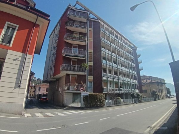 appartamento in vendita a Verbania in zona Intra