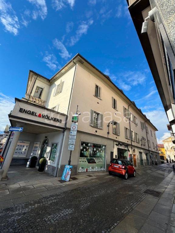 appartamento in vendita a Verbania in zona Intra