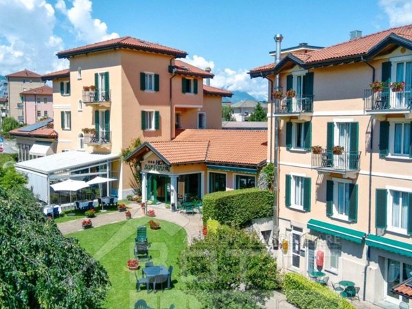intera palazzina in vendita a Verbania in zona Pallanza