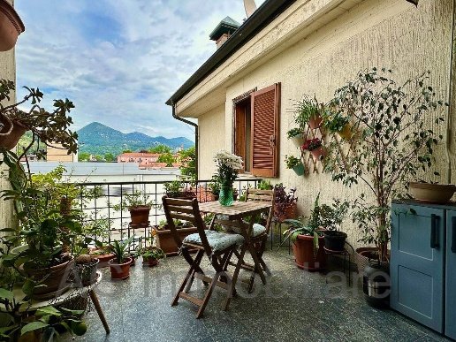 appartamento in vendita a Verbania in zona Pallanza