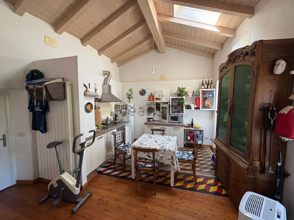 appartamento in vendita a Verbania in zona Suna