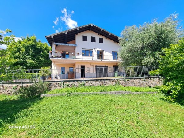 casa indipendente in vendita a Verbania in zona Zoverallo