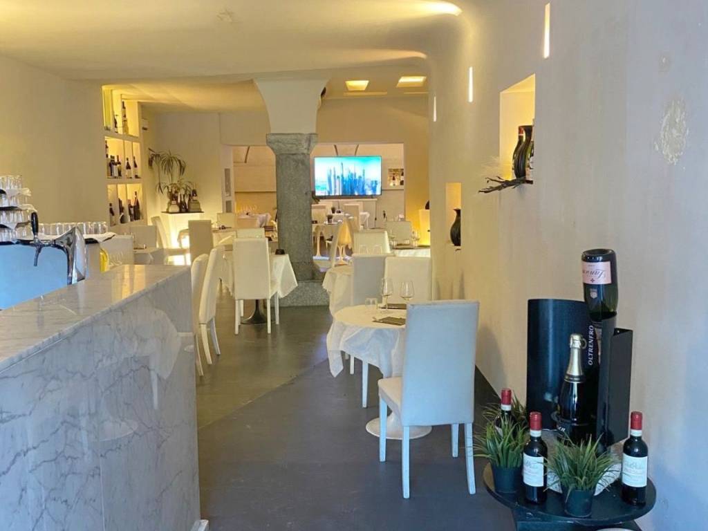 negozio in vendita a Verbania in zona Intra