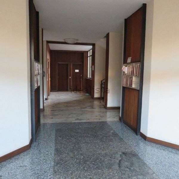 appartamento in vendita a Verbania in zona Intra