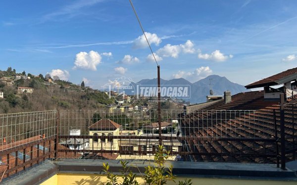 appartamento in vendita a Verbania in zona Intra