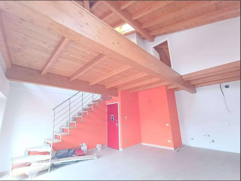 appartamento in vendita a Verbania in zona Intra