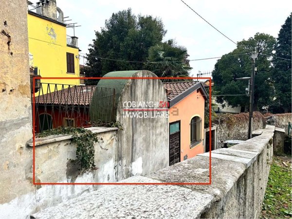 appartamento in vendita a Verbania in zona Intra