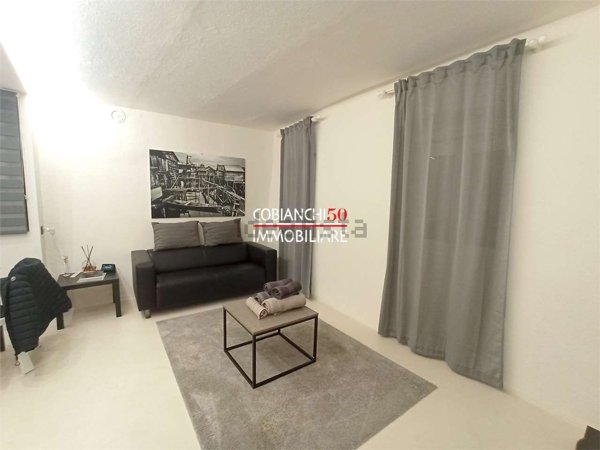 appartamento in vendita a Verbania in zona Suna