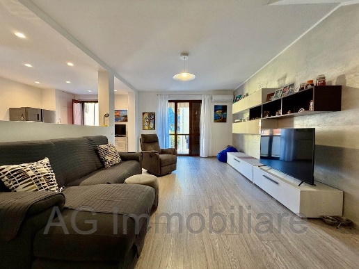 appartamento in vendita a Verbania in zona Centro Città