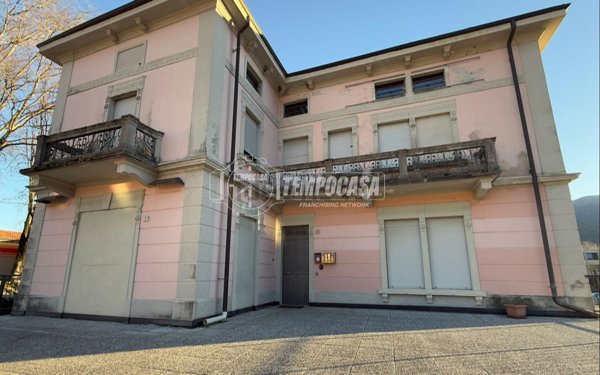 appartamento in vendita a Verbania in zona Fondotoce