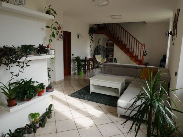 appartamento in vendita a Verbania in zona Trobaso