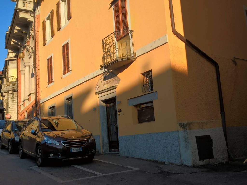 negozio in vendita a Verbania in zona Pallanza