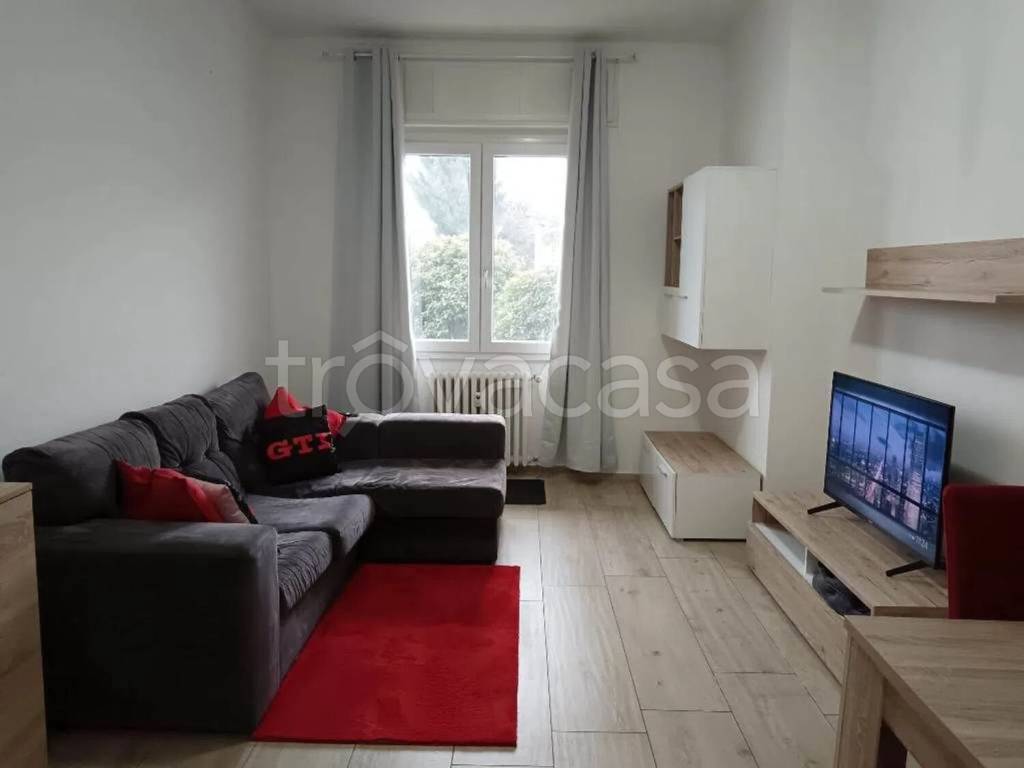 appartamento in vendita a Verbania in zona Suna