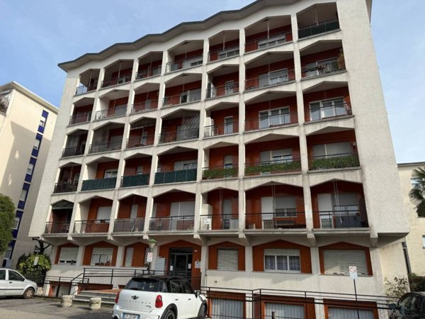 appartamento in vendita a Verbania in zona Pallanza