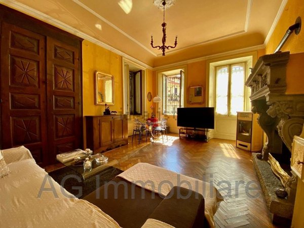 casa indipendente in vendita a Verbania in zona Intra