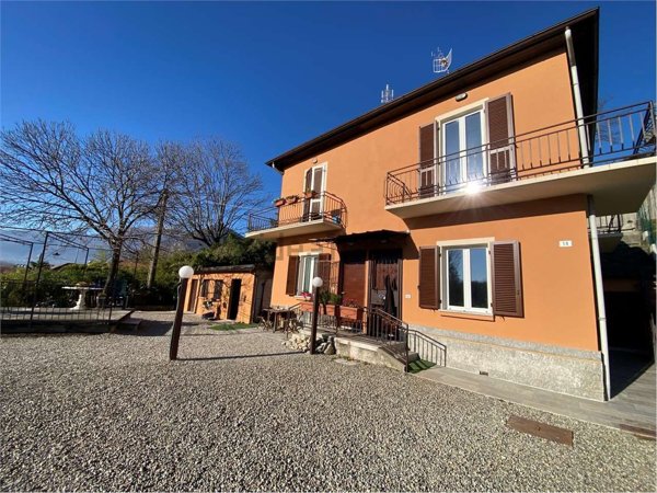 casa semindipendente in vendita a Verbania