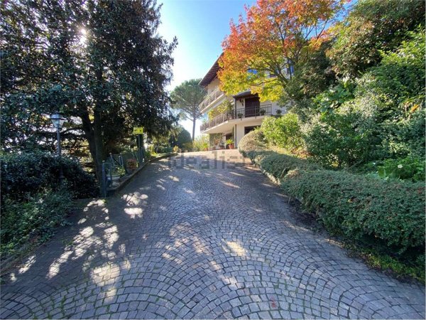 casa indipendente in vendita a Verbania