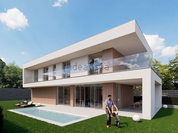casa indipendente in vendita a Verbania in zona Intra