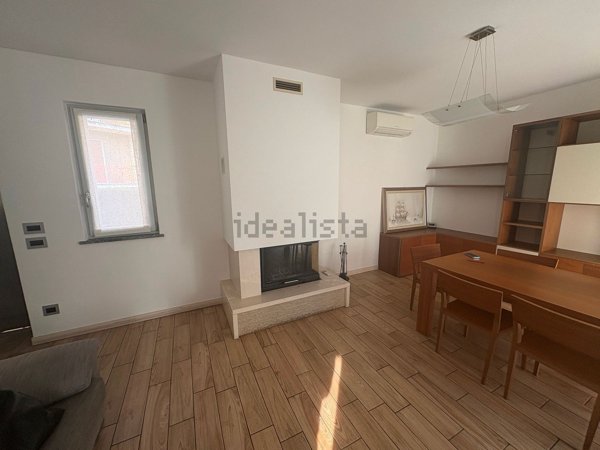 casa indipendente in vendita a Verbania in zona Pallanza